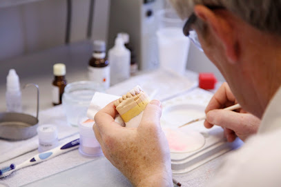 A Line Dental Services