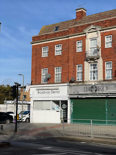 Broadway Dental