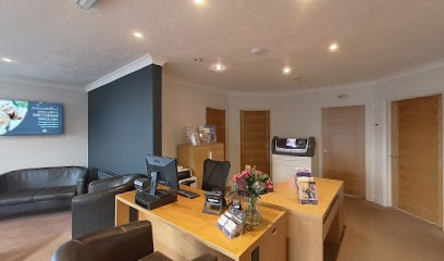 Clover Dental and Implant Centre