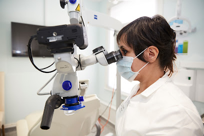 Confident Dental & Implant Clinic - Stroud