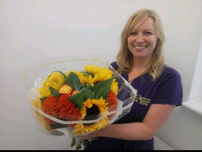 Dental Hygienist Abbots Langley Sarah Tomlinson RDH, RDN