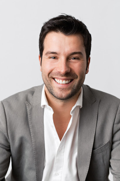 Domingos Mamede Implant Dentist