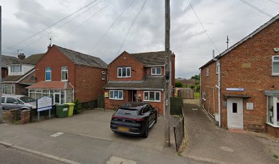 Fen House Dental Practice Spalding 52 Bourne Road, PE11 1JW