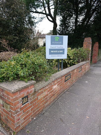 Holmoak Dental Practice & Chiropractic Clinic