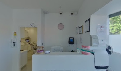 Martdent (Dental Clinic)