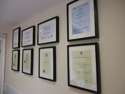 Mulberry Dental Clinic (Oral Surgery and Dental Implant Leading Centre)