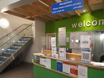 NHS Dentist – Earl's Court