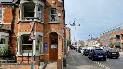 Weybridge Dental Care | Emergency Dentist | Invisalign | Dental Implants